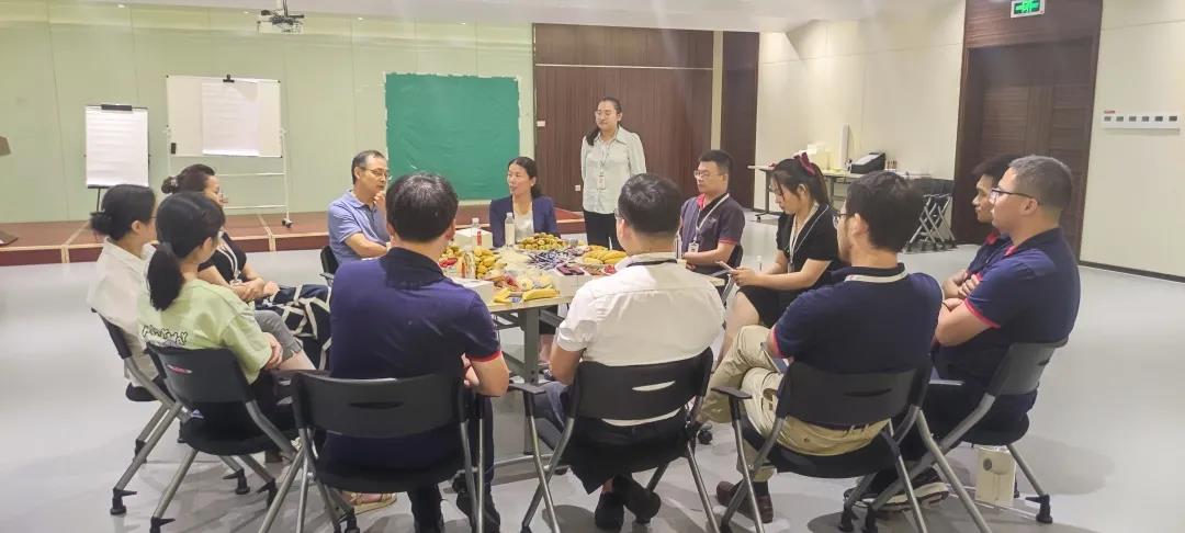 Good teacher leads the way, growth UP UP Good teacher leads the way, growth UP UP